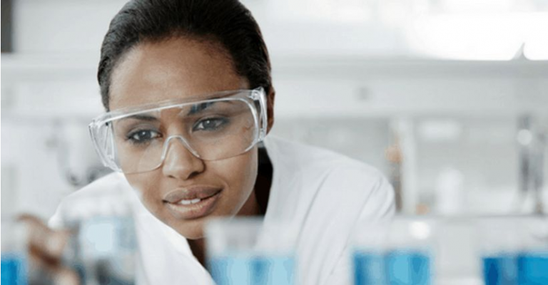 A Ascensão das Mulheres na Ciência Brasileira: Um Olhar Crítico A Ascensão das Mulheres na Ciência Brasileira: Um Olhar Crítico