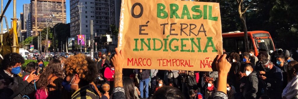 Desafios Indigenistas em 2025: Estruturas que Comprometem Direitos dos Povos Indígenas no Brasil Desafios Indigenistas em 2025: Estruturas que Comprometem Direitos dos Povos Indígenas no Brasil