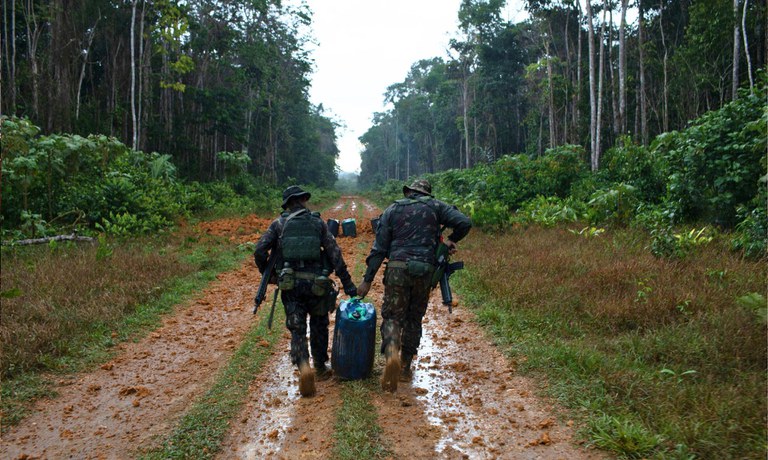 Governo do Brasil realiza 9 mil operações e combate garimpo ilegal na Terra Yanomami Governo do Brasil realiza 9 mil operações e combate garimpo ilegal na Terra Yanomami