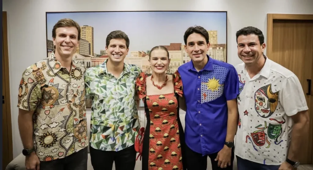 A Economia Ideal: Estratégias Políticas e Alianças em Jogo