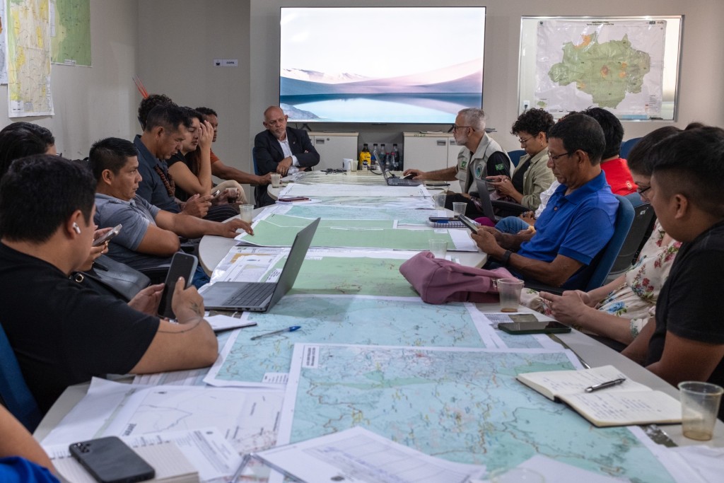 Avanços e Desafios na Desintrusão da Terra Indígena Yanomami: Reunião entre Casa de Governo e Lideranças Indígenas Avanços e Desafios na Desintrusão da Terra Indígena Yanomami: Reunião entre Casa de Governo e Lidera