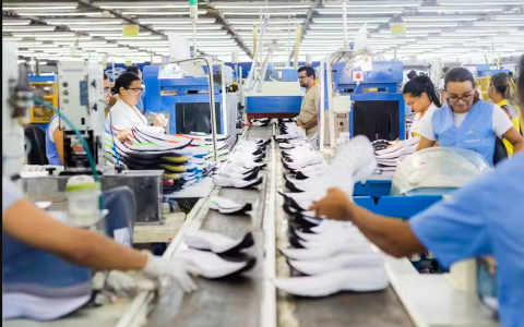 Confiança do Empresário Industrial no Rio Grande do Sul Cai em Fevereiro Confiança do Empresário Industrial no Rio Grande do Sul Cai em Fevereiro