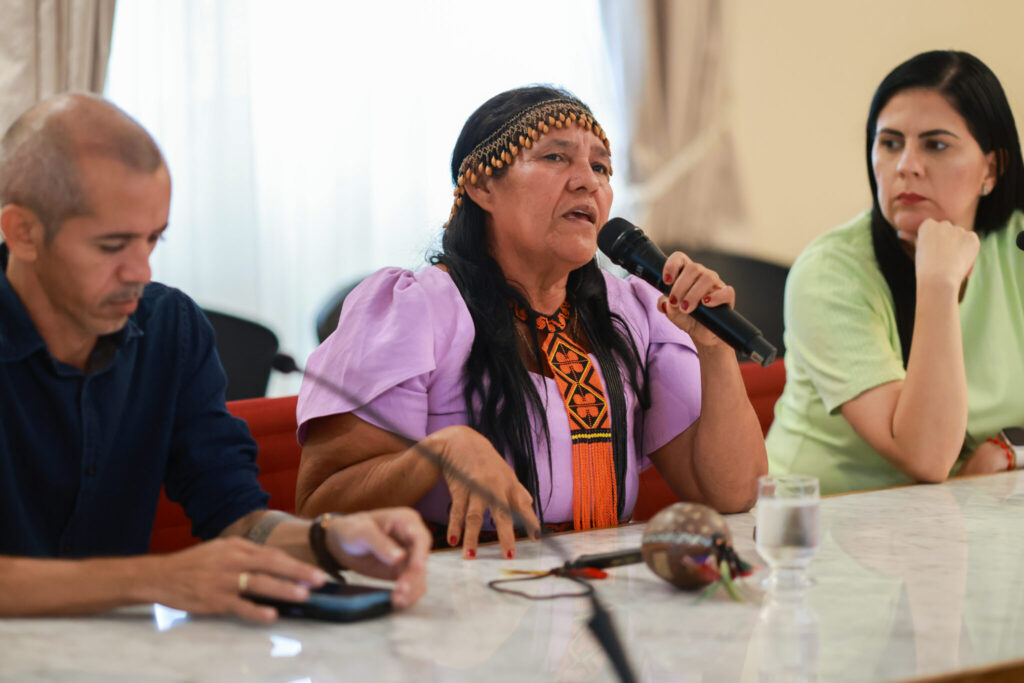 Governador Carlos Brandão e lideranças indígenas debatem políticas públicas essenciais Governador Carlos Brandão e lideranças indígenas debatem políticas públicas essenciais
