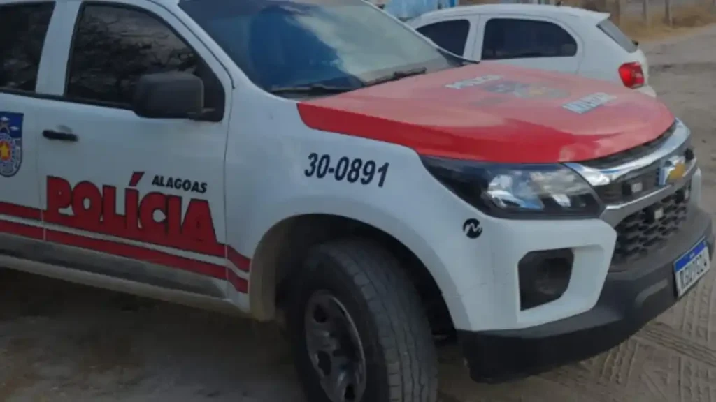 Homem é Detido com Seis Frascos de Loló em Santana do Mundaú