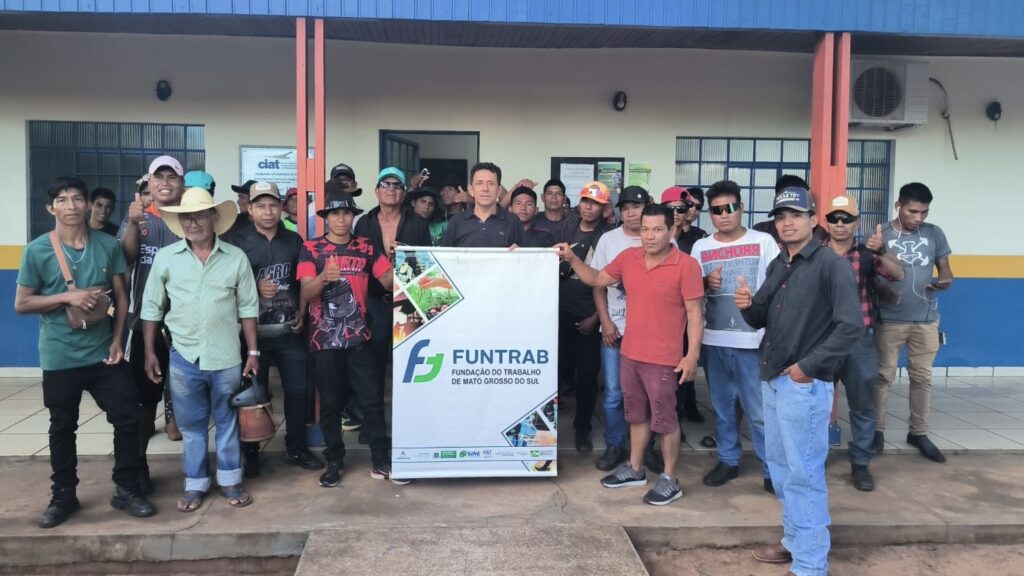 Indígenas de MS Rumo ao RS: Busca por Trabalho Digno e Oportunidades