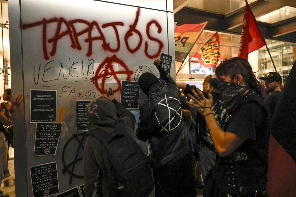 Lula Revoga Decreto das Hidrovias e Valida Quebra-Quebra como Pressão Política Lula Revoga Decreto das Hidrovias e Valida Quebra-Quebra como Pressão Política