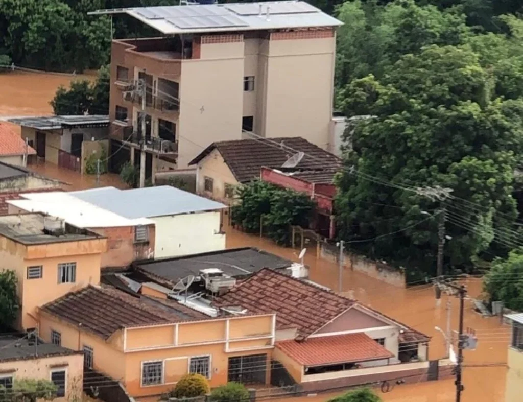Potiguar Enfrenta Enchentes em Minas Gerais: Uma Nova Realidade de Medo e Solidariedade Potiguar Enfrenta Enchentes em Minas Gerais: Uma Nova Realidade de Medo e Solidariedade