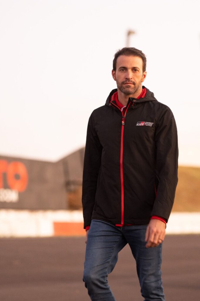 Ricardo Zonta Retorna à Stock Car em 2026 pela TOYOTA GAZOO Racing