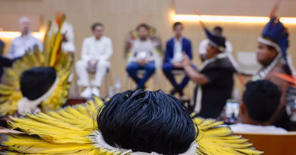 Conflito entre Povos Indígenas e Governo Federal pelo Controle das Hidrovias do Tapajós