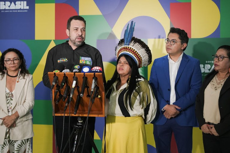 Lula Revoga Decreto 12.600 e Reafirma Compromisso com Povos Indígenas Lula Revoga Decreto 12.600 e Reafirma Compromisso com Povos Indígenas